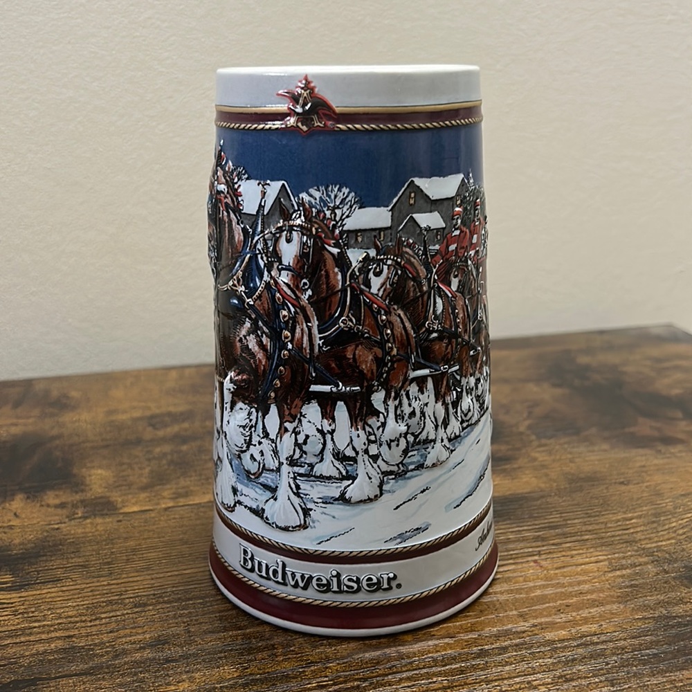 Vintage 1989 Collectors Series - Budweiser Holiday Clydesdale Stein
